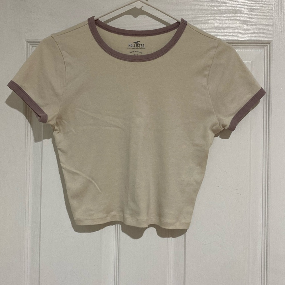 hollister baby tee